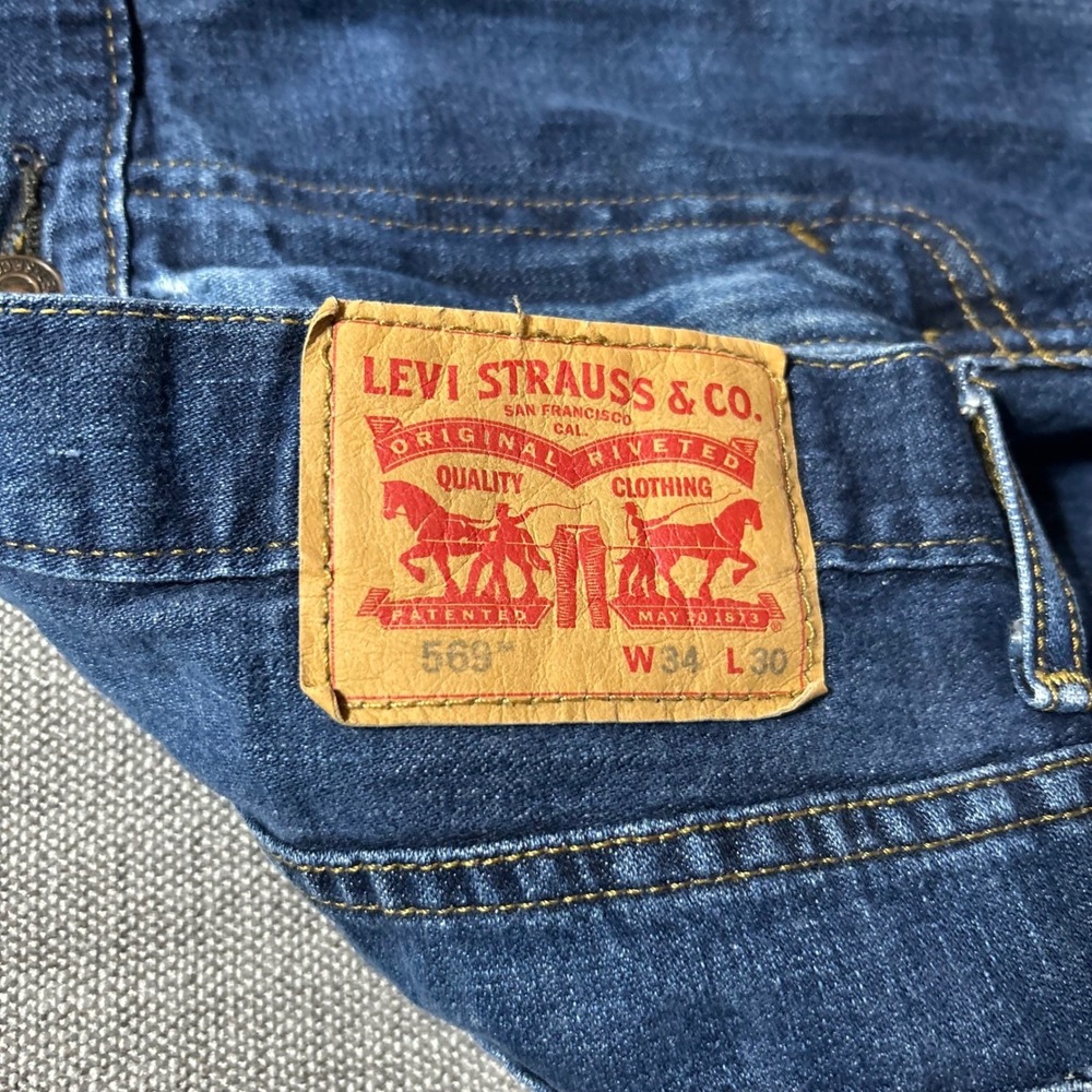 Levi's 569 Loose Straight Jeans Mens 34(36)x30 Blue Medium Wash Baggy Denim - Picture 3 of 10
